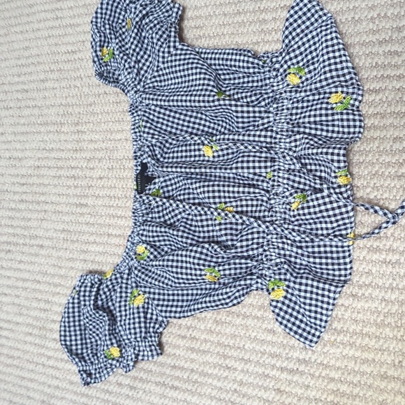 Off shoulder top - Picture 1 of 3